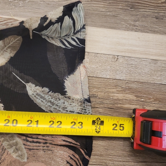 Beautiful Top - Picture 5 of 16